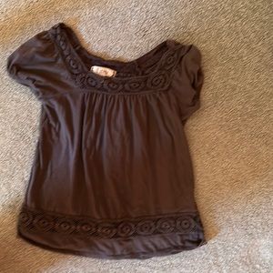 Short sleeve dress shirt. Size medium